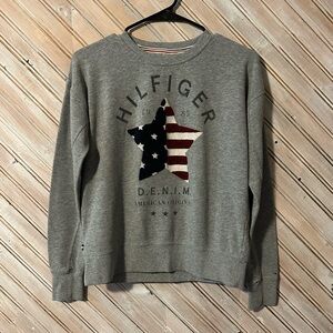 Tommy Hilfiger American Flag Gray Star Crew Neck Sweater Sherpa Embroidered